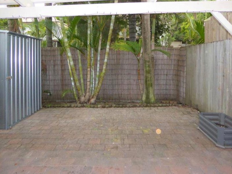 15/81 Olsen Avenue, Labrador QLD 4215