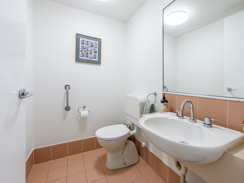 18/75-77 Morala Avenue, Runaway Bay QLD 4216