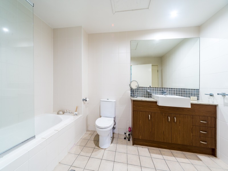 58/19 Santa Barbara Road, Hope Island QLD 4212