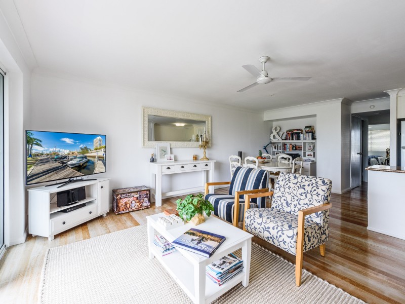 38/37 Bayview Street, Runaway Bay QLD 4216