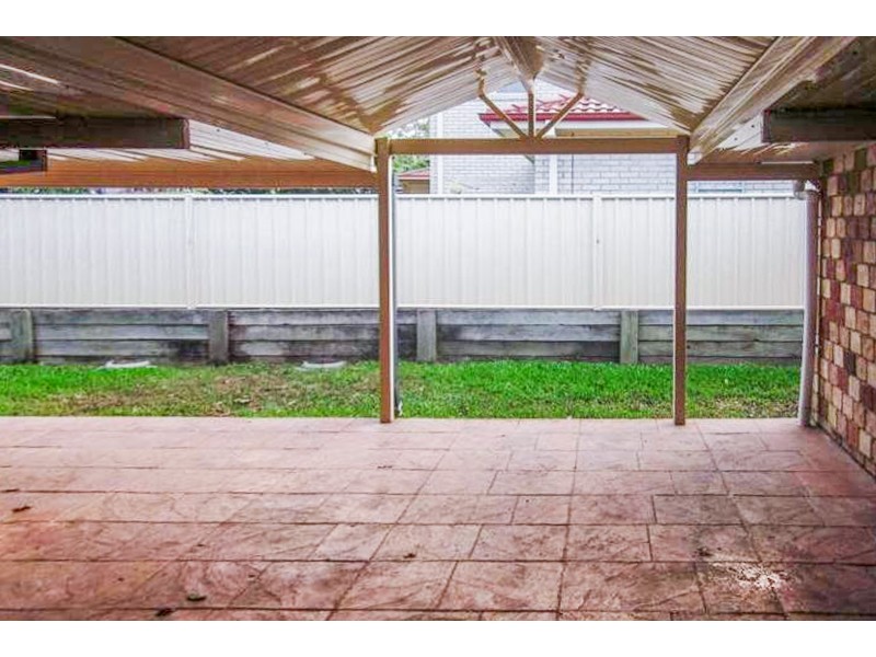 8 Tandanus Court, Oxenford QLD 4210