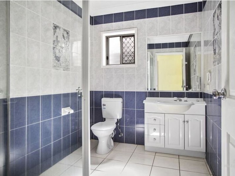 1/5 Perry Place, Biggera Waters QLD 4216