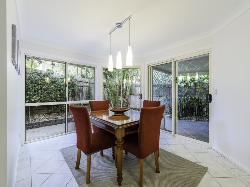 3 Moonda Court, Helensvale QLD 4212