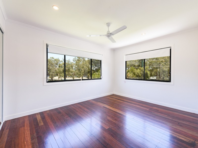 1 Clifton Street, Biggera Waters QLD 4216