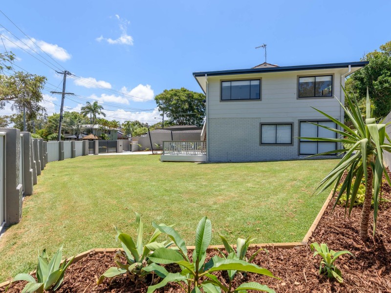 1 Clifton Street, Biggera Waters QLD 4216