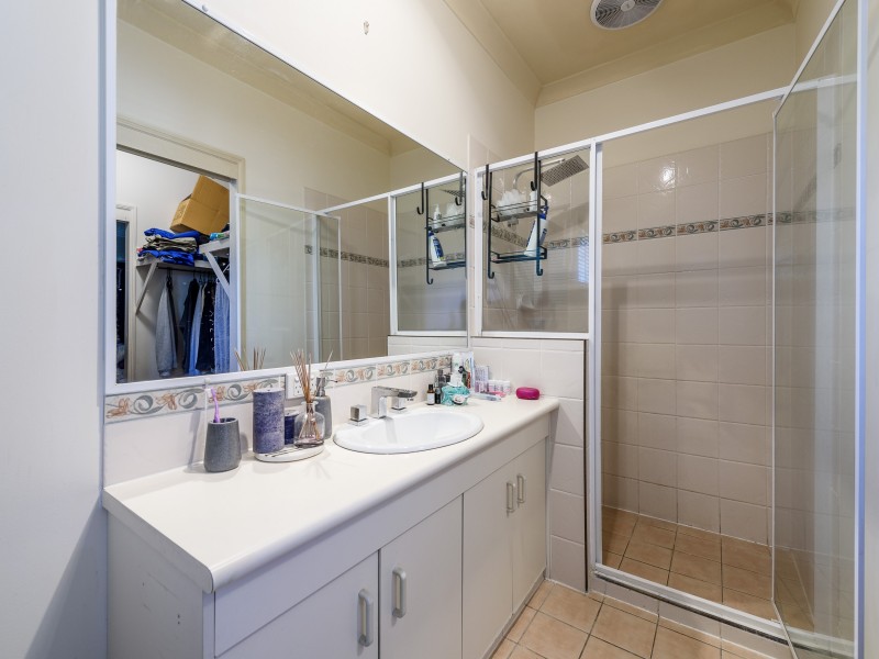 8 Siggies Place, Upper Coomera QLD 4209