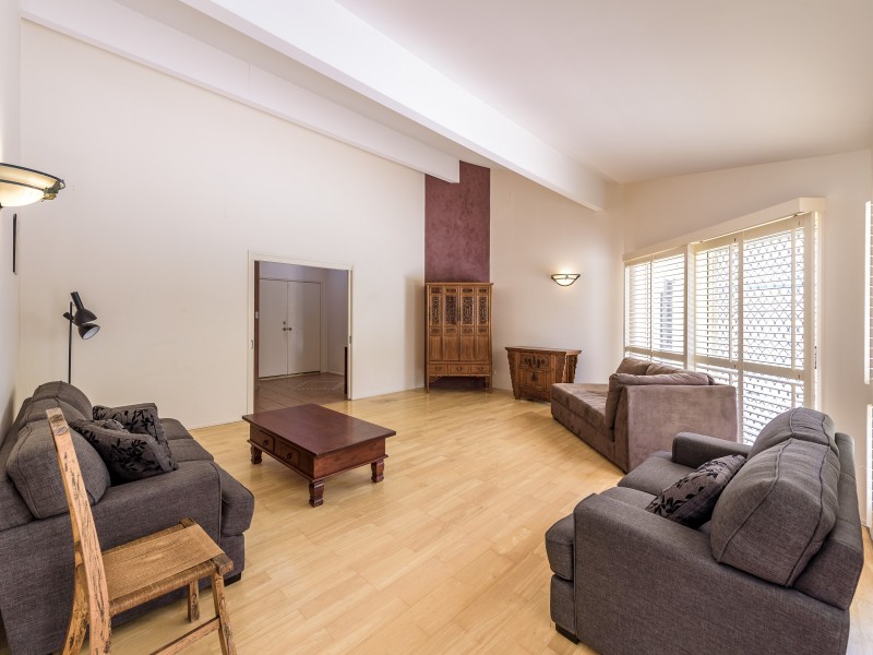 101 Henry Cotton Drive, Parkwood QLD 4214