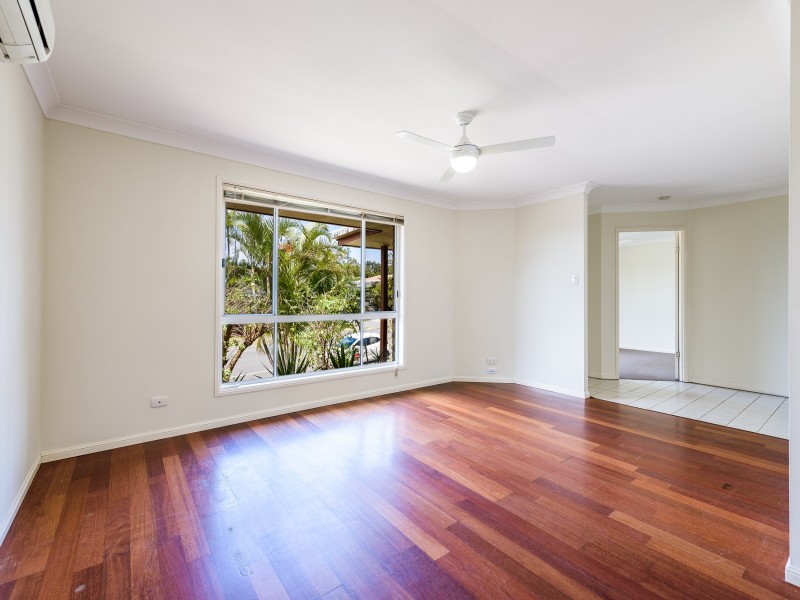 73 Lindfield Road, Helensvale QLD 4212