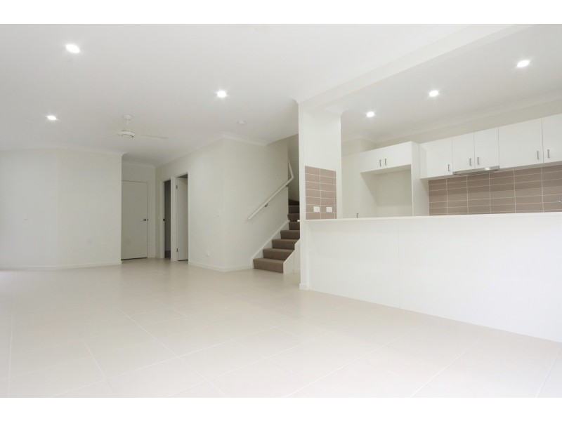 7/23 Oakwood Street, Pimpama QLD 4209