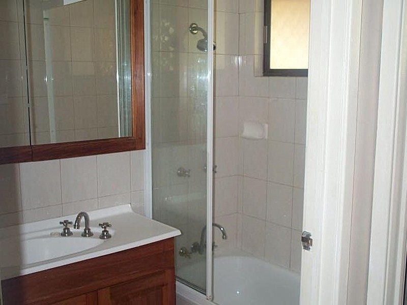 68 Jacaranda Avenue, Hollywell QLD 4216