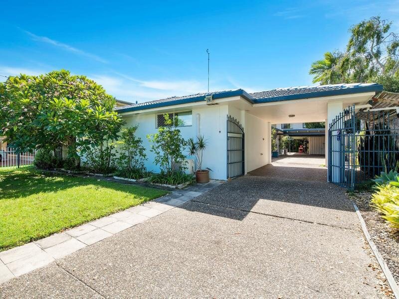15 Abalone Avenue, Paradise Point QLD 4216