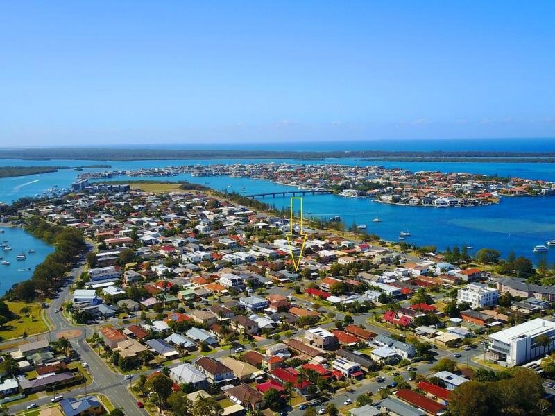 15 Abalone Avenue, Paradise Point QLD 4216