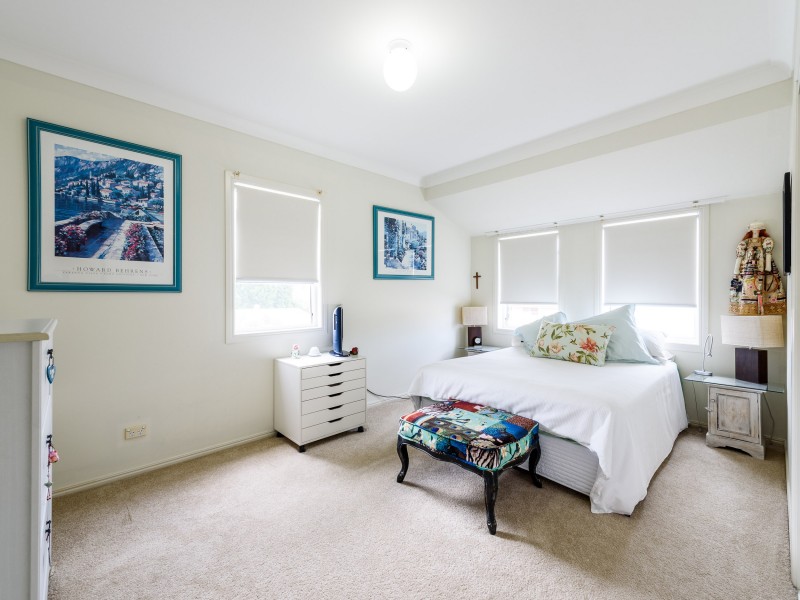 66 The Esplanade, Paradise Point QLD 4216