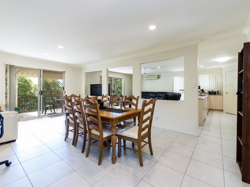 6 Fox Court, Ormeau Hills QLD 4208