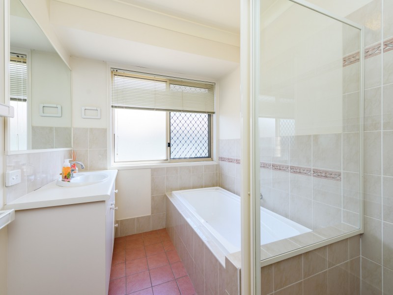6 Fox Court, Ormeau Hills QLD 4208