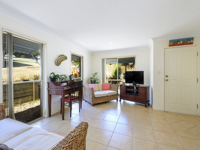 2/21 Wendy Court, Upper Coomera QLD 4209