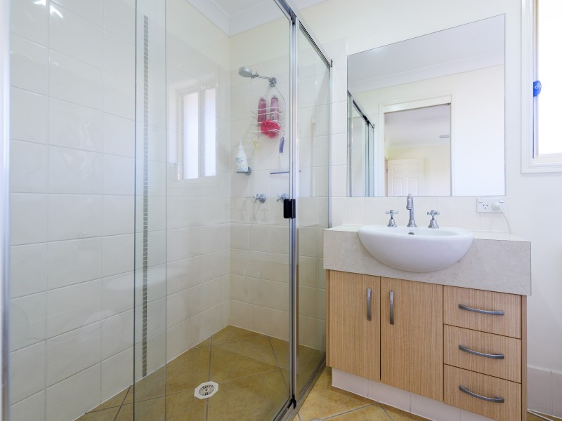 2/21 Wendy Court, Upper Coomera QLD 4209