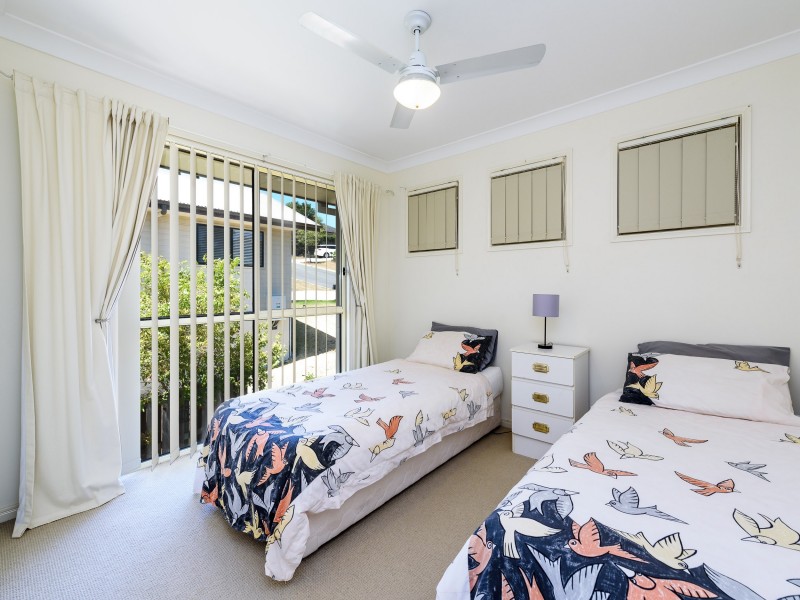 2/21 Wendy Court, Upper Coomera QLD 4209