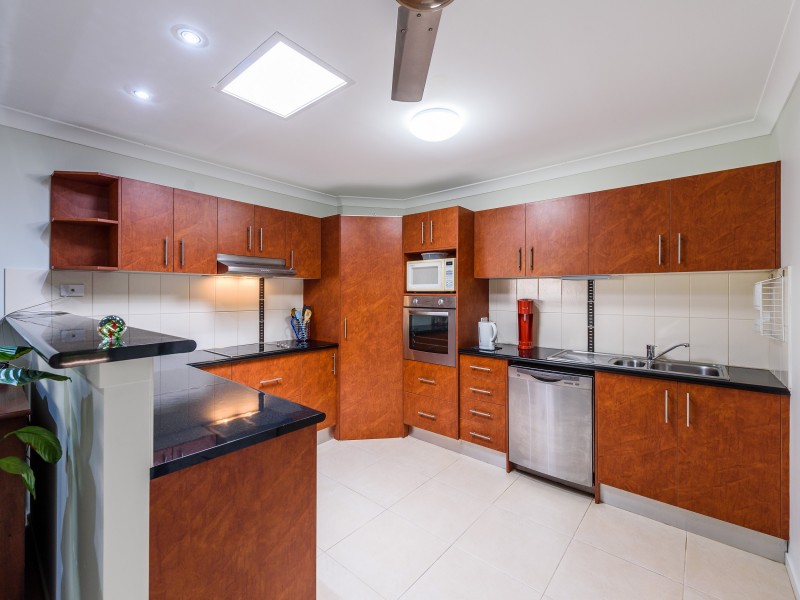 2/56 Bluetail Crescent, Upper Coomera QLD 4209