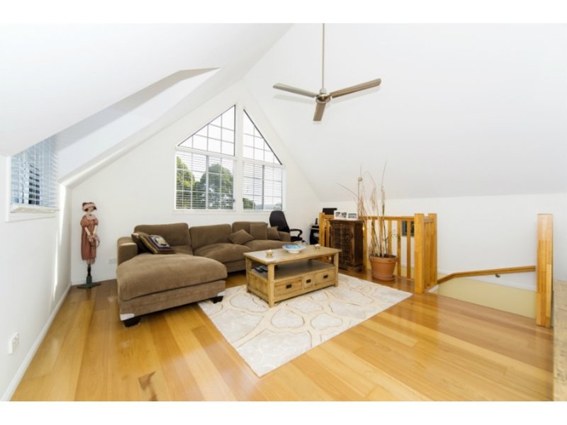 12 Walter Court, Wongawallan QLD 4210