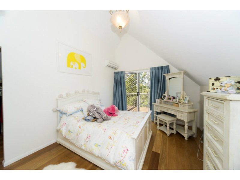 12 Walter Court, Wongawallan QLD 4210