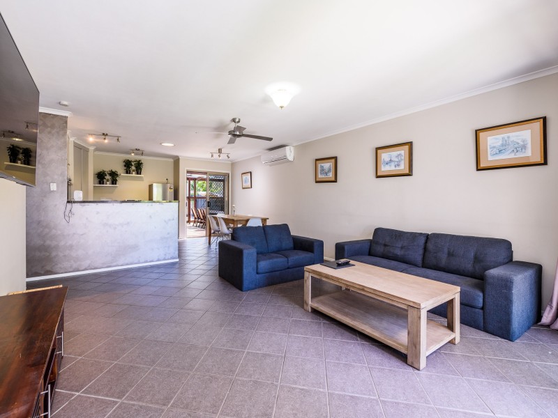 5 River Oak Drive, Helensvale QLD 4212