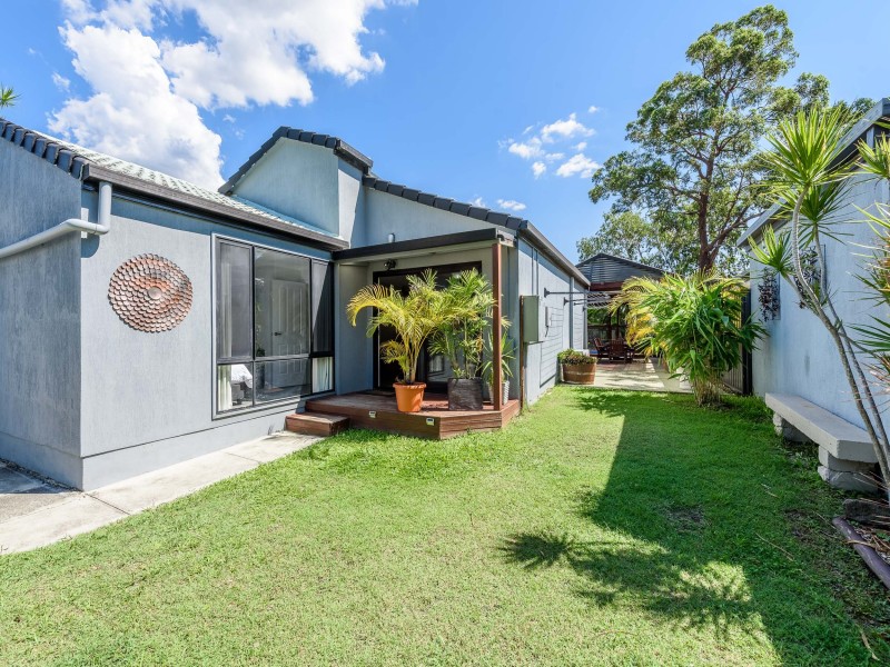 5 River Oak Drive, Helensvale QLD 4212