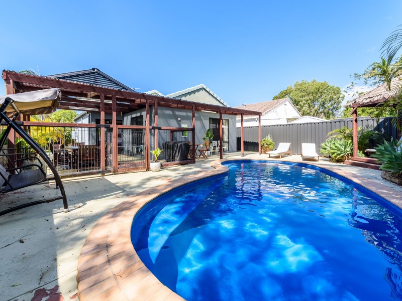 5 River Oak Drive, Helensvale QLD 4212