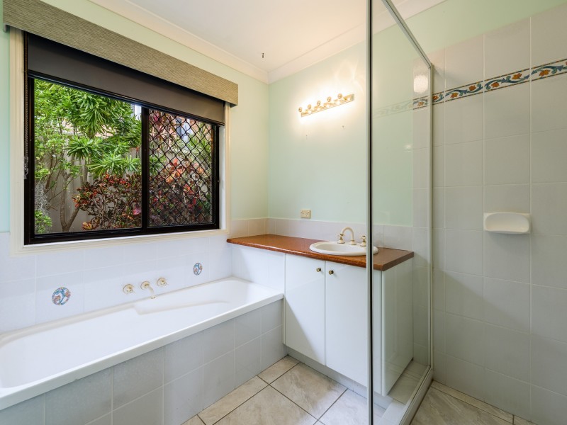 31 Ingles Circuit, Arundel QLD 4214