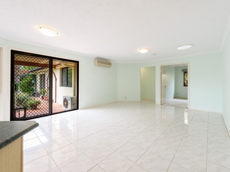 31 Ingles Circuit, Arundel QLD 4214