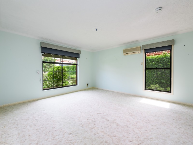 31 Ingles Circuit, Arundel QLD 4214