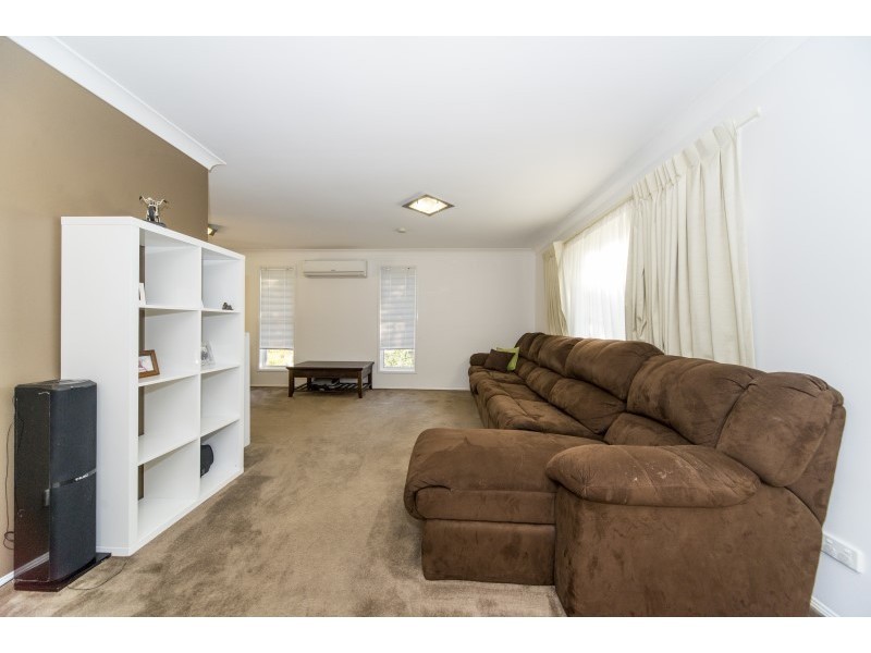 5 Pinecrest Court, Oxenford QLD 4210