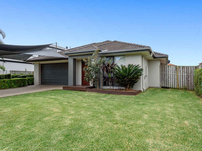 10 Ontario Court, Oxenford QLD 4210