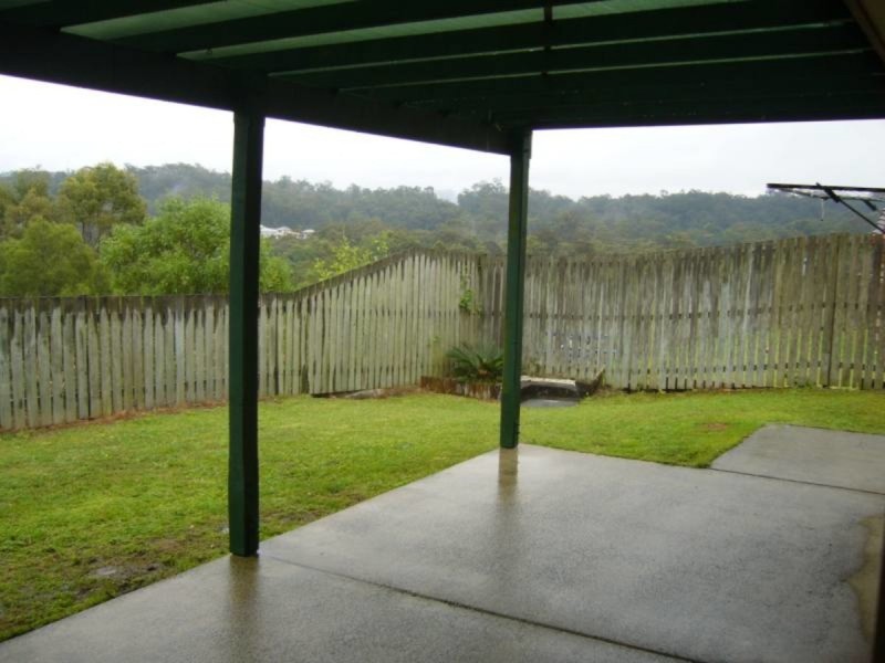 4 Guy Lane, Oxenford QLD 4210