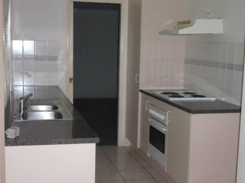 4 Guy Lane, Oxenford QLD 4210