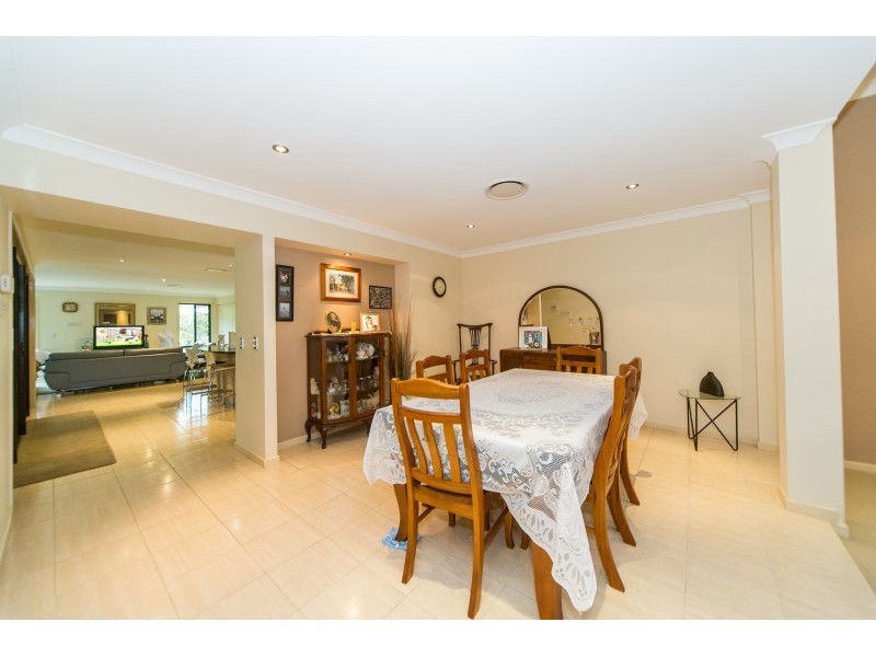 10 Howard Hughes Court, Maudsland QLD 4210