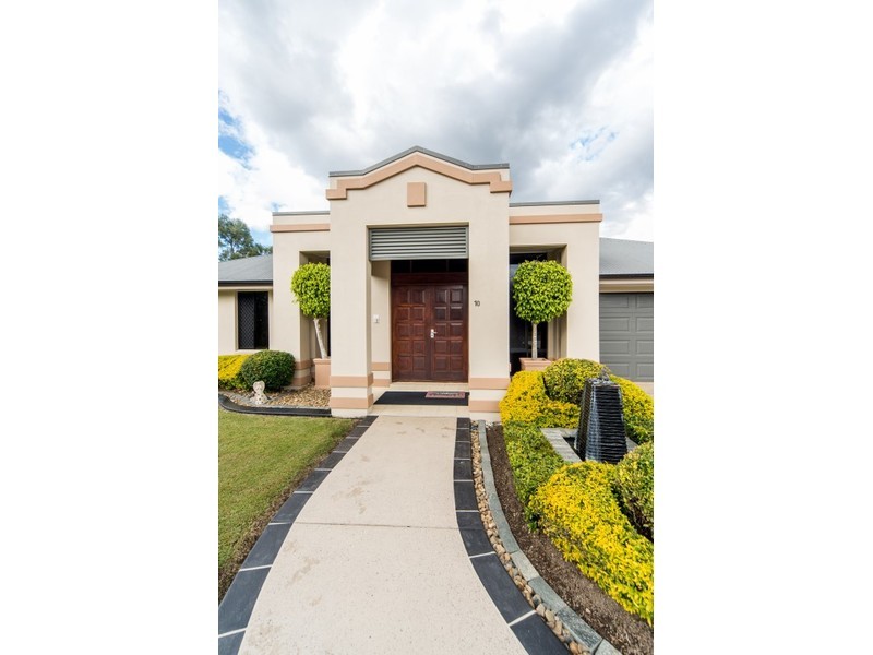 10 Howard Hughes Court, Maudsland QLD 4210