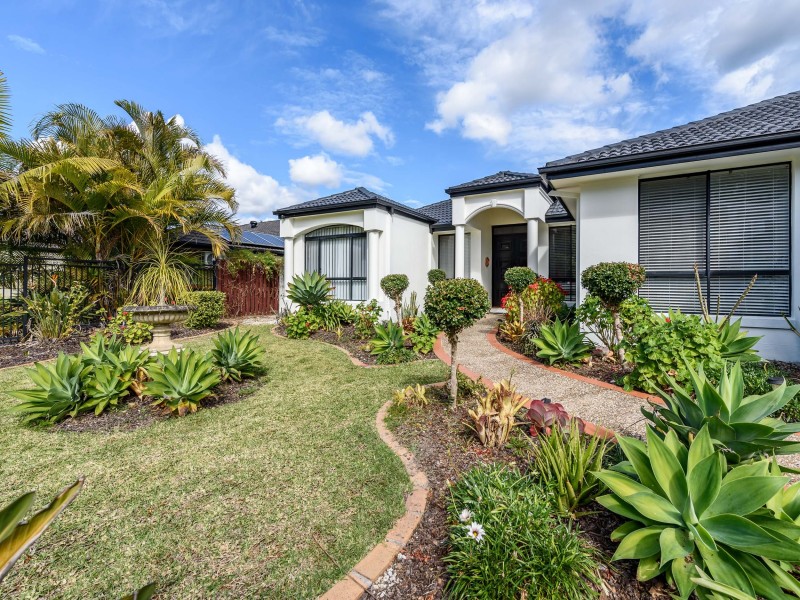 57 Brittany Drive, Oxenford QLD 4210