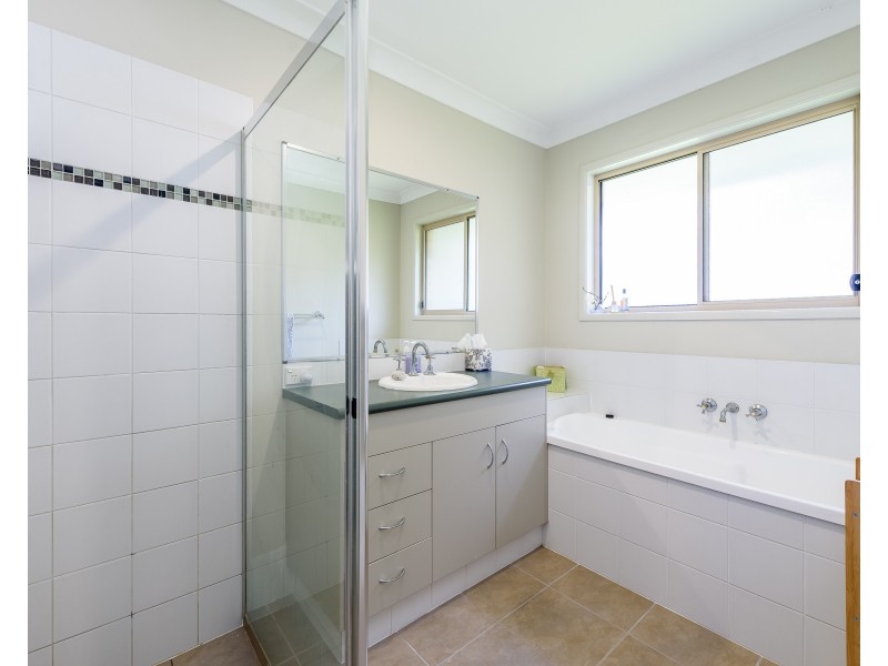 2 Cashew Court, Upper Coomera QLD 4209