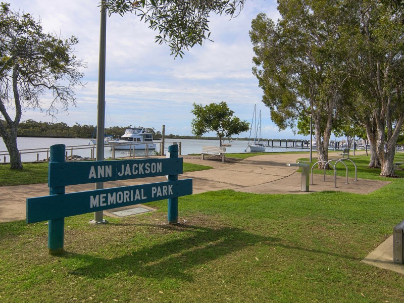 7/7 Esplanade West, Paradise Point QLD 4216