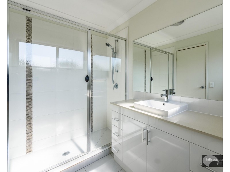 25 Stratus Lane, Coomera QLD 4209