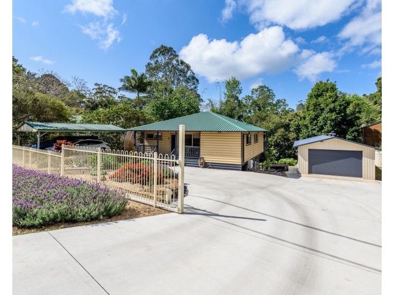 3 Dapsang Drive, Tamborine Mountain QLD 4272