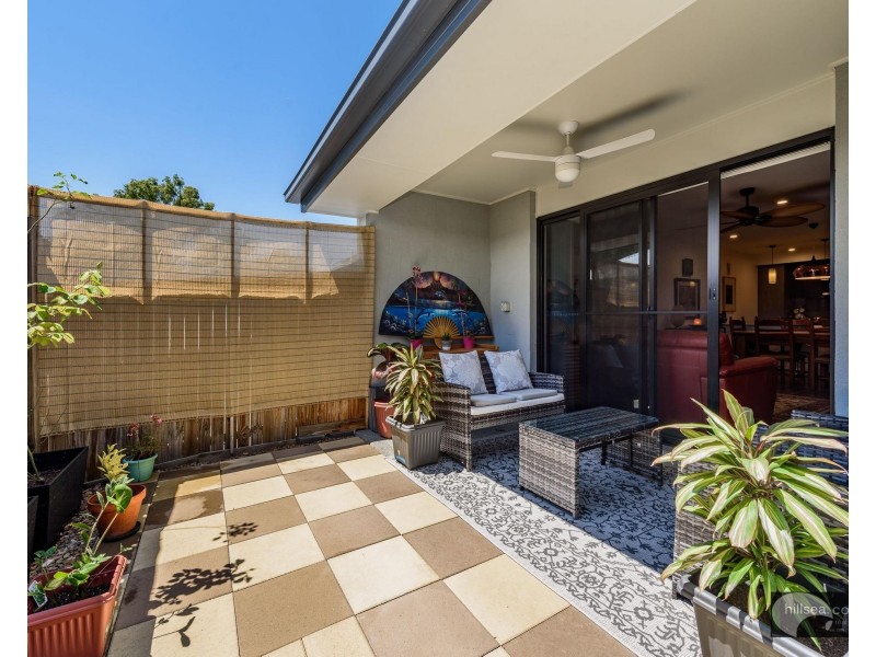 1/11 Bass Court, Oxenford QLD 4210