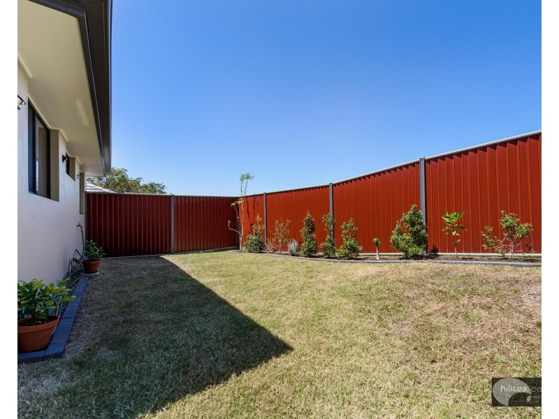 1/11 Bass Court, Oxenford QLD 4210