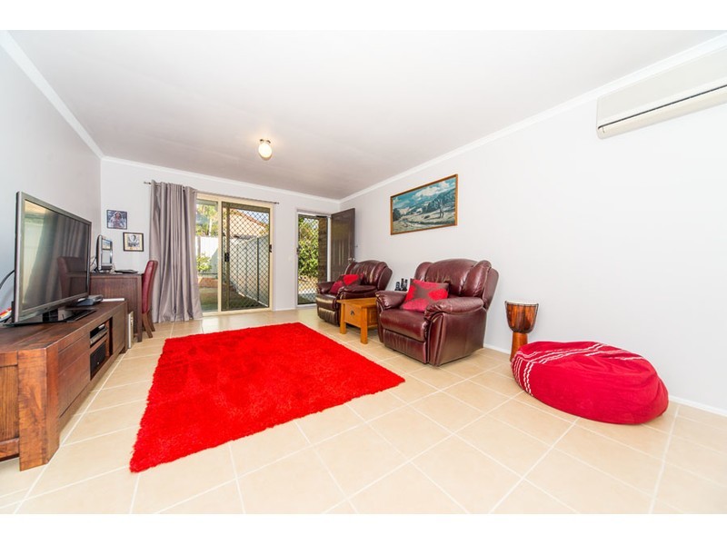 2/13 Hollywood Place, Oxenford QLD 4210