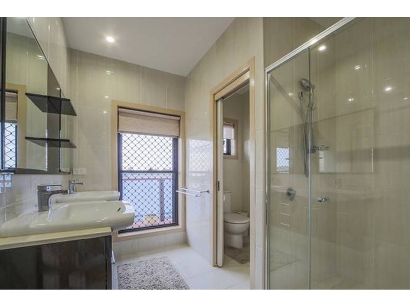 8 Picton Court, Upper Coomera QLD 4209