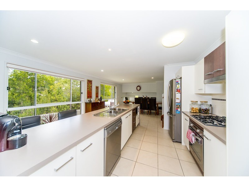 16 Calypso Court, Oxenford QLD 4210