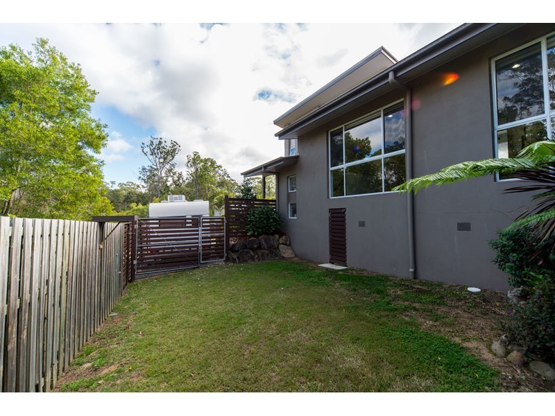 16 Calypso Court, Oxenford QLD 4210