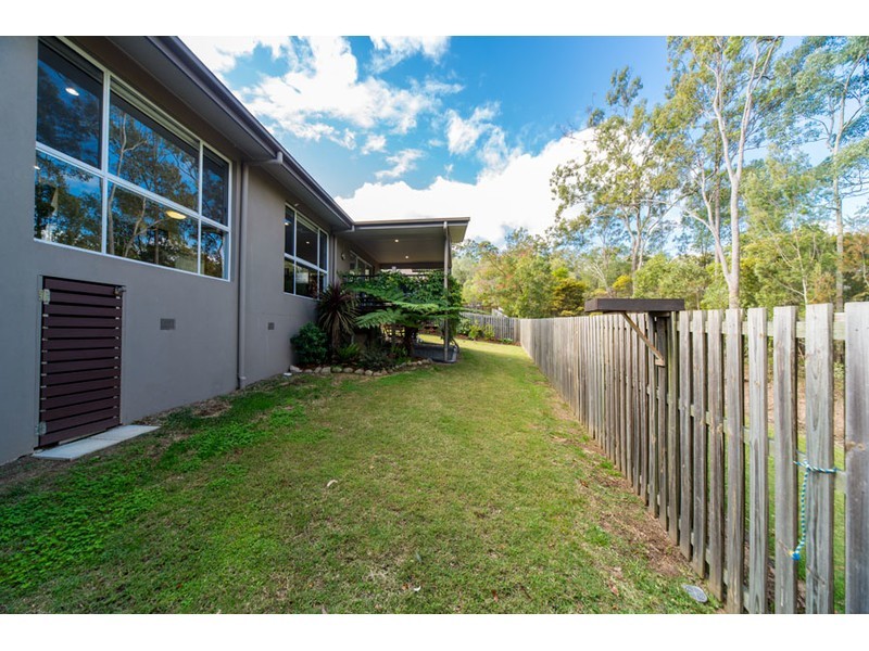 16 Calypso Court, Oxenford QLD 4210