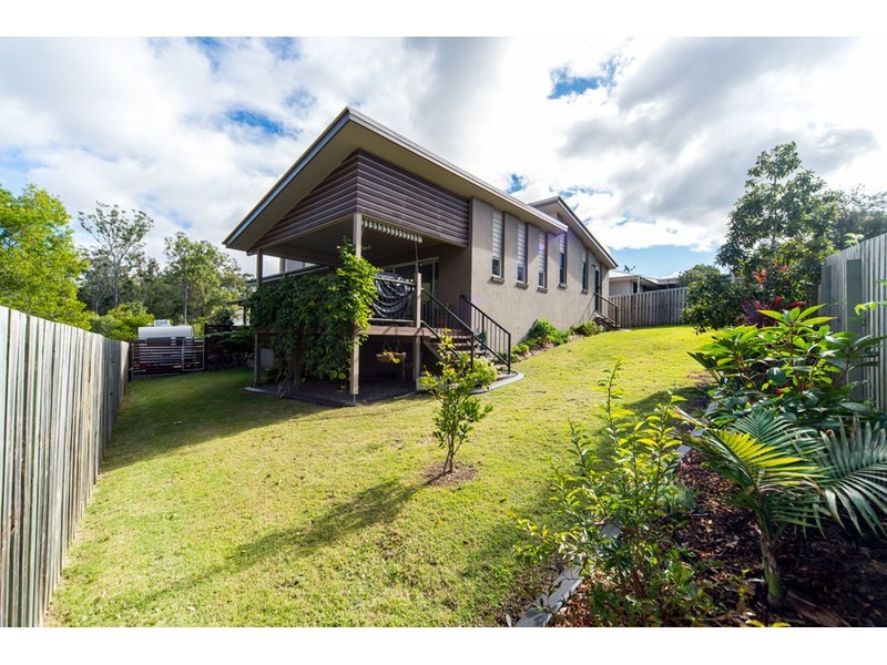 16 Calypso Court, Oxenford QLD 4210